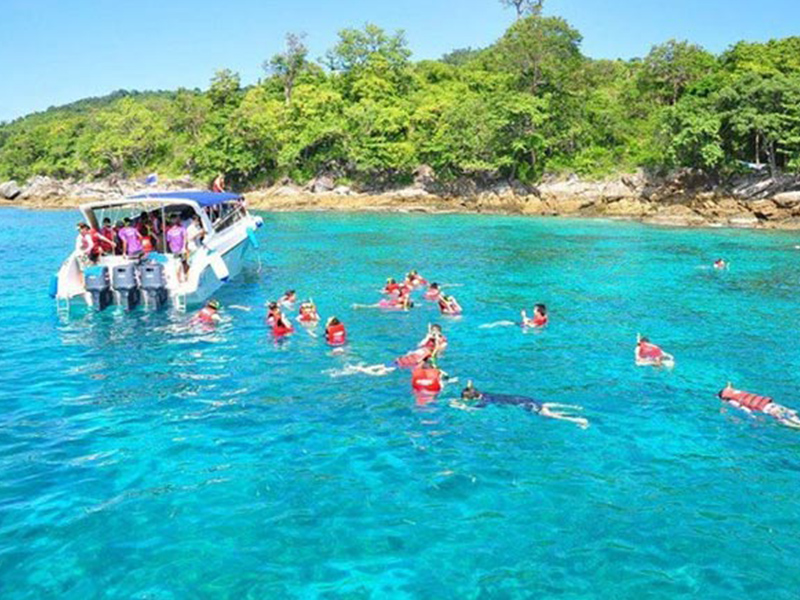 Raya & Coral Island