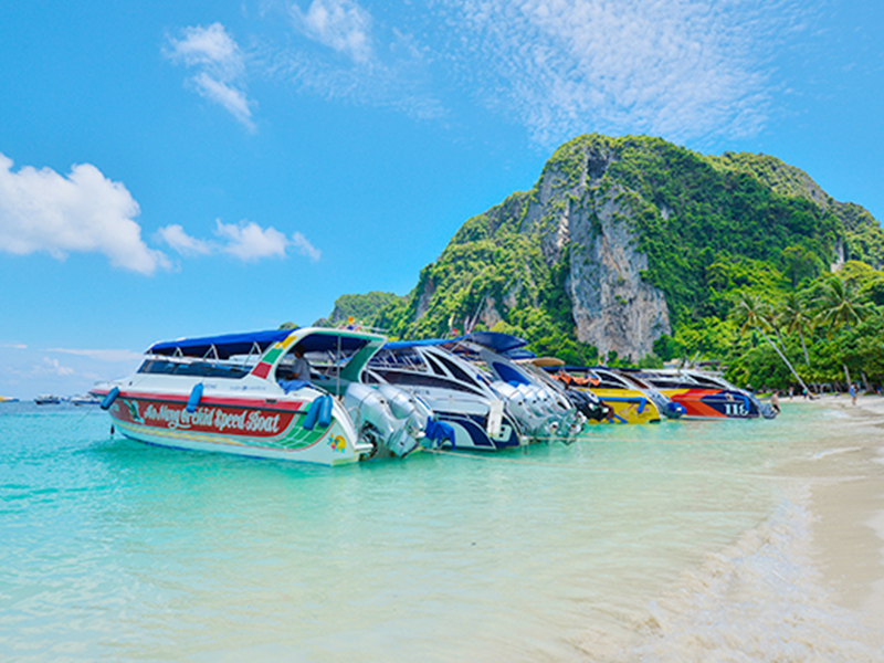 Phi Phi Khai Maiton Island